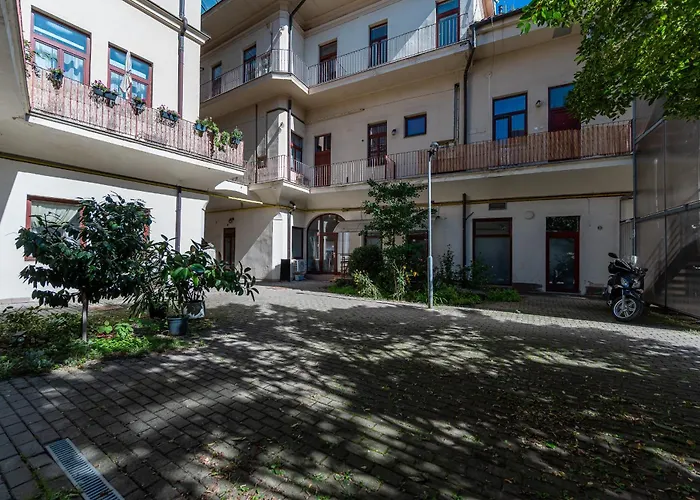 Mlynska 3 Centrum 150m2 Apartment